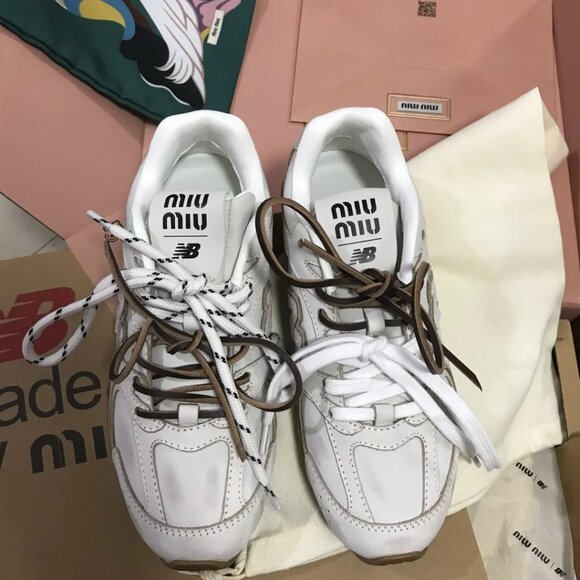 ✅New Balance X Miu Miu 530 SL Sneakers - Picture 2 of 11